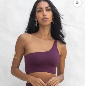 Organic Cotton Small Fashio One-Shoulder Top